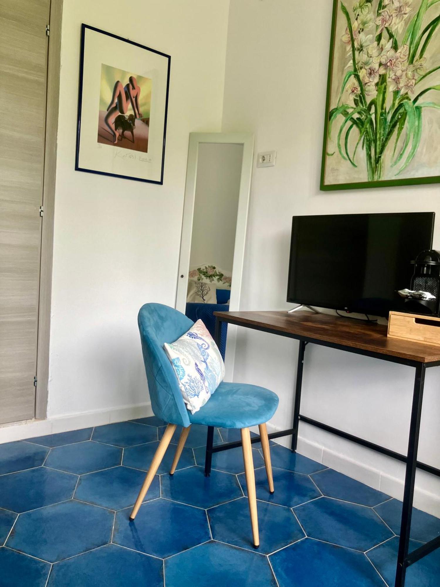 Villa Striano Boutique カプリ エクステリア 写真